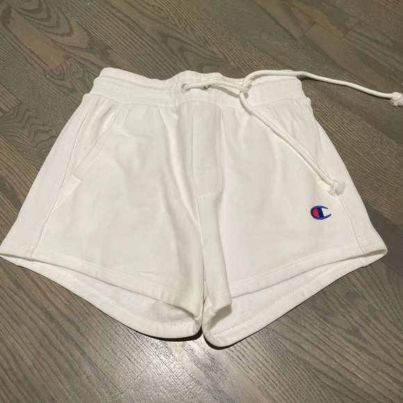 White Champion Shorts - Picture 2 of 3